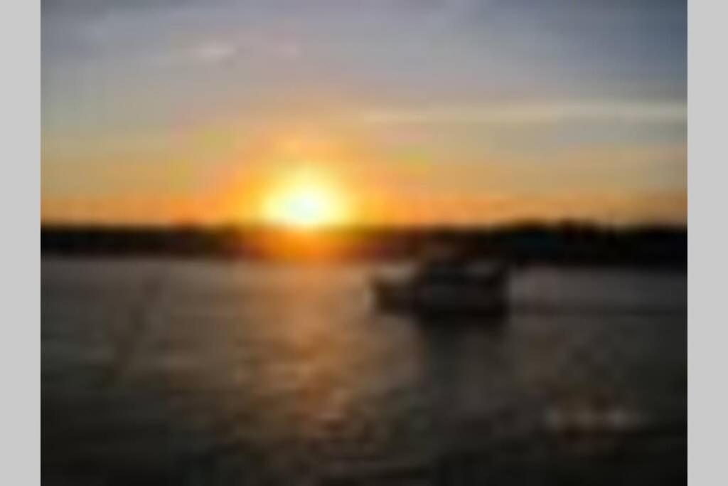 Steps From The Beach Right On The Waterfront Apartamento Hollywood Exterior foto